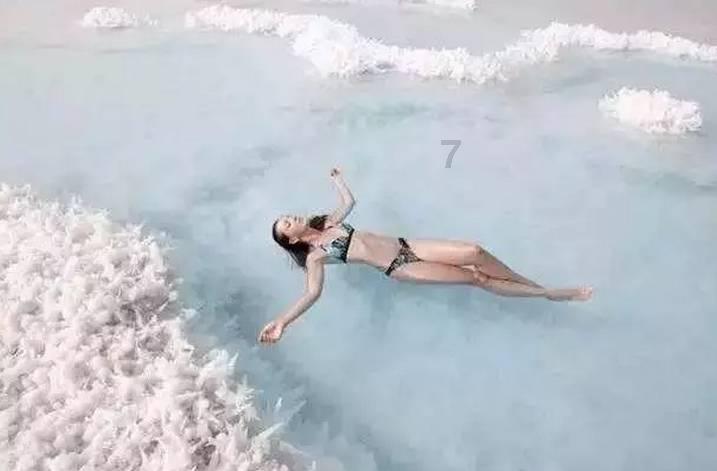这个小姐姐是谁？游戏画面